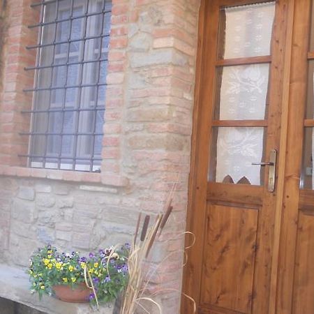 Apartment Casa Antica Chianni Room photo