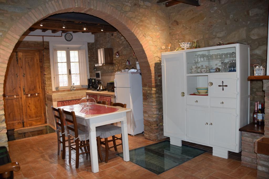 Apartment Casa Antica Chianni Exterior photo